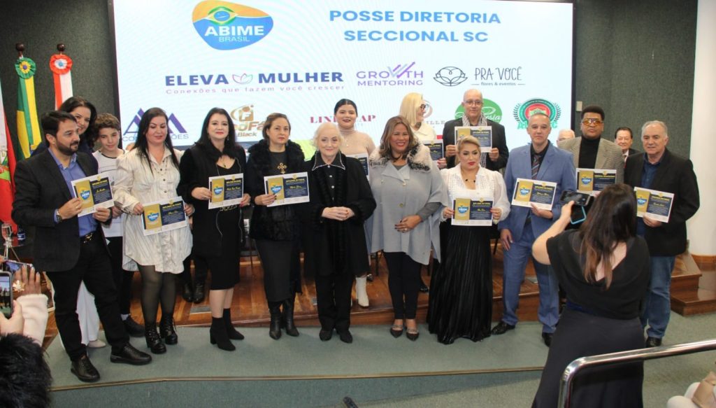 diretoria eleita na posse da ABIME-SC
